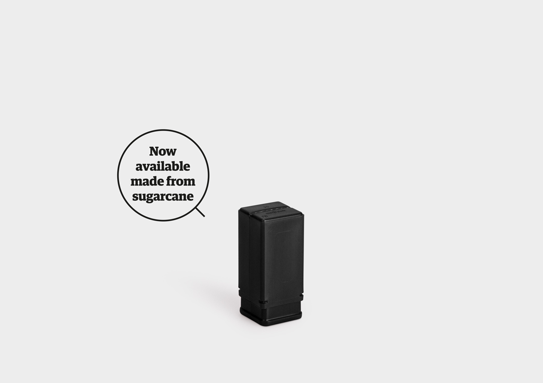 rose plastic product QuadroPack made from Bio-HDPE.